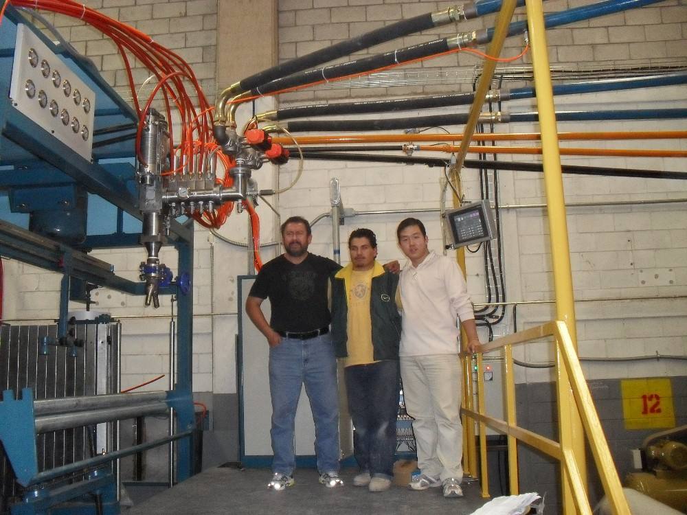 خط إنتاج ماكينة تصنيع الرغوة الإسفنجية النظيفة CNC