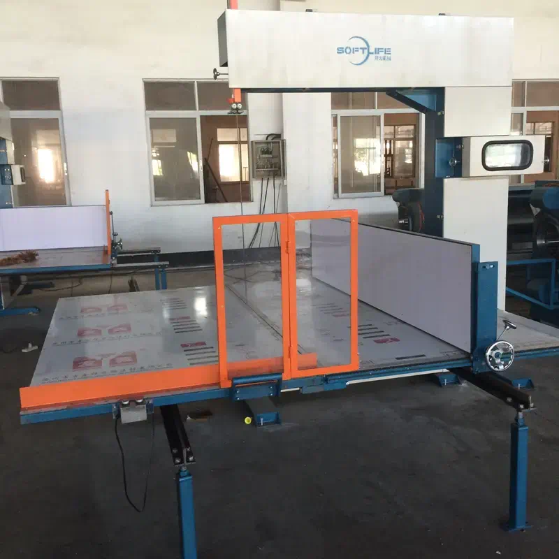 من السهل تشغيل وقت الخدمة الطويل آلة قطع الإسفنج الإسفنجية ذات الحالة الجديدة لإسفنجة الإسفنج