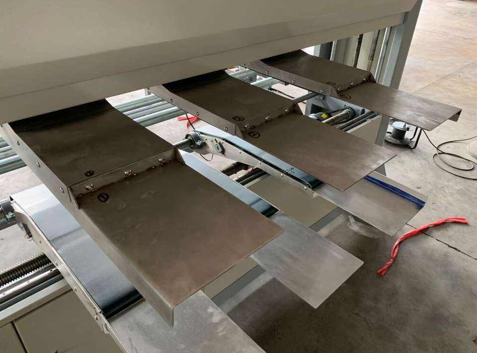 الصين عالية الأداء منخفضة الضوضاء رغوة الذاكرة التلقائي اللاتكس رغوة الإسفنج وسادة غطاء فراش